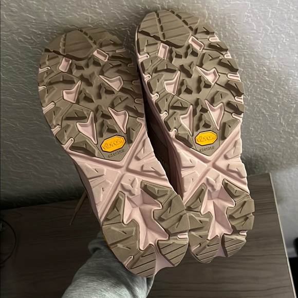 Hoka Anacapa Breeze Low - Picture 2 of 6